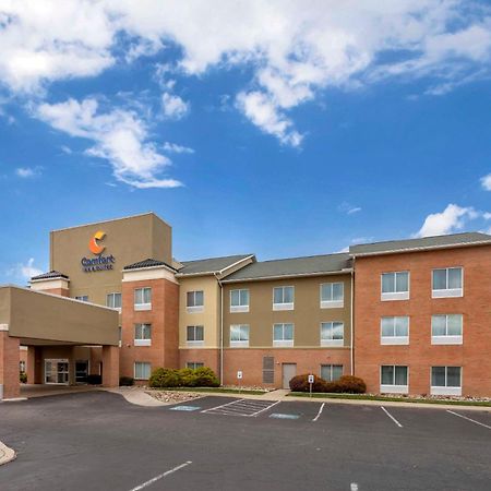 Comfort Inn & Suites Akron South Екстериор снимка