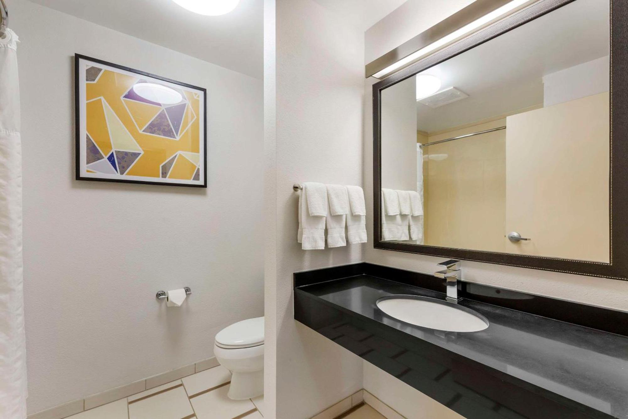 Comfort Inn & Suites Akron South Екстериор снимка