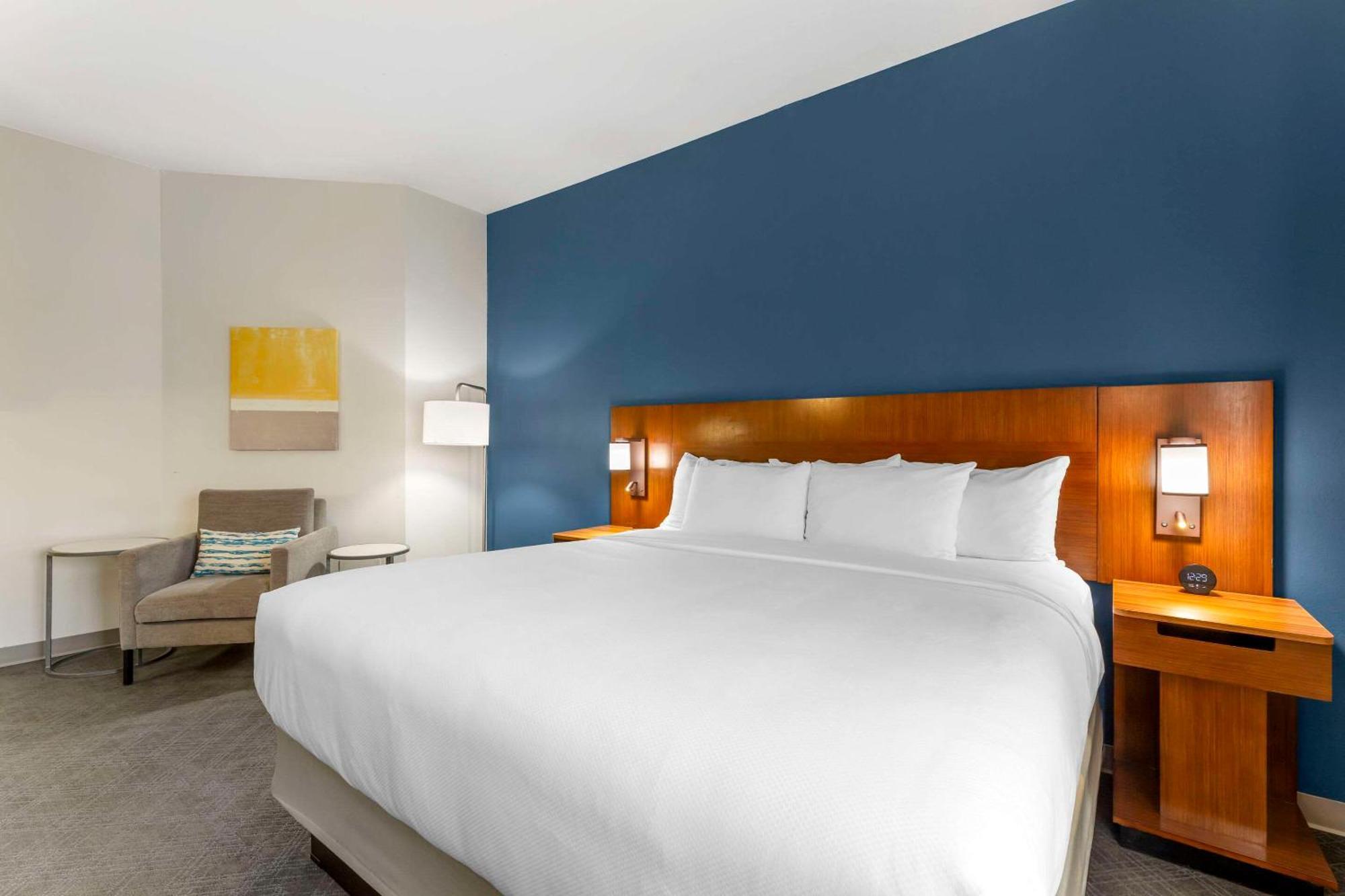 Comfort Inn & Suites Akron South Екстериор снимка