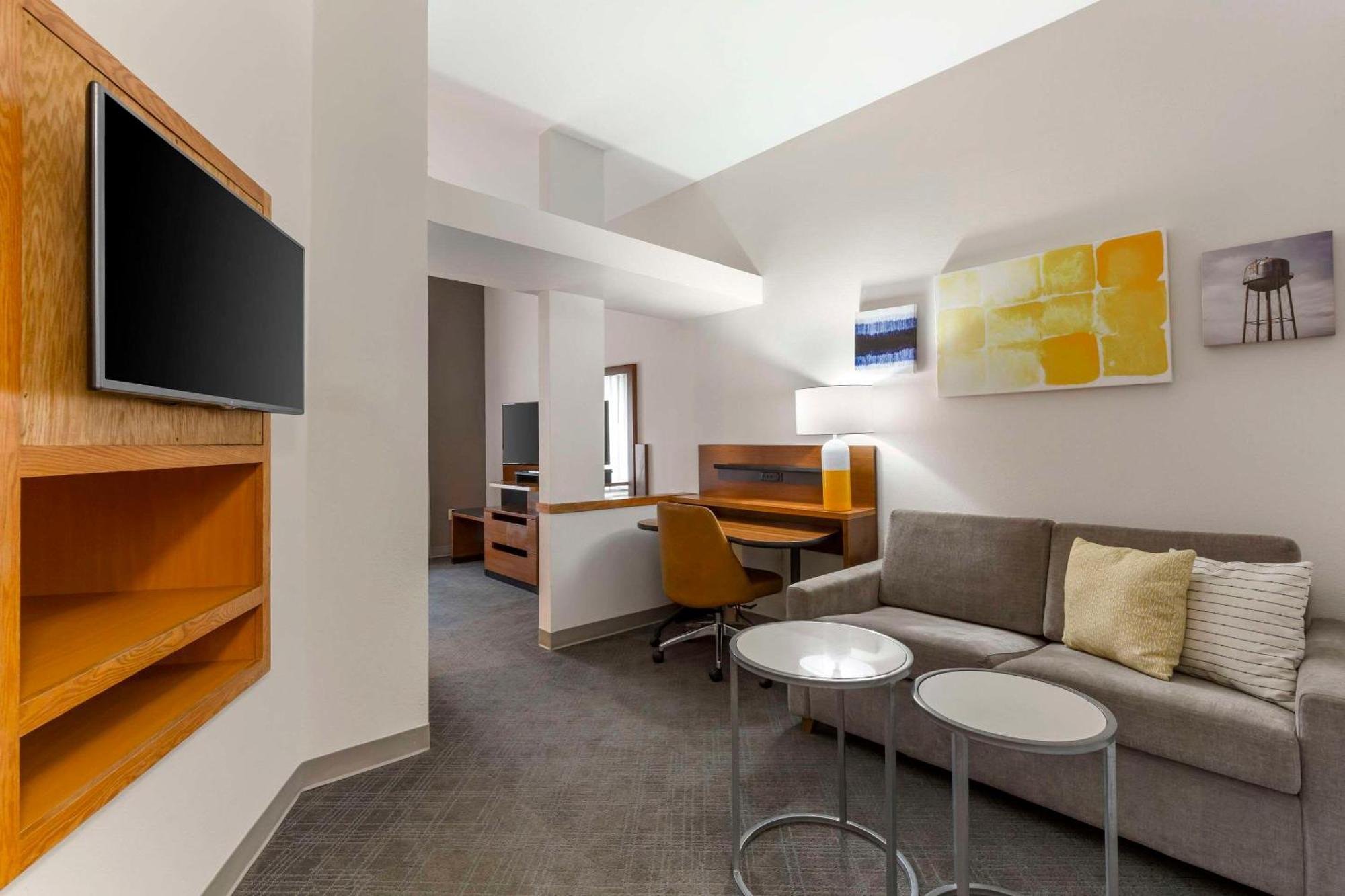 Comfort Inn & Suites Akron South Екстериор снимка