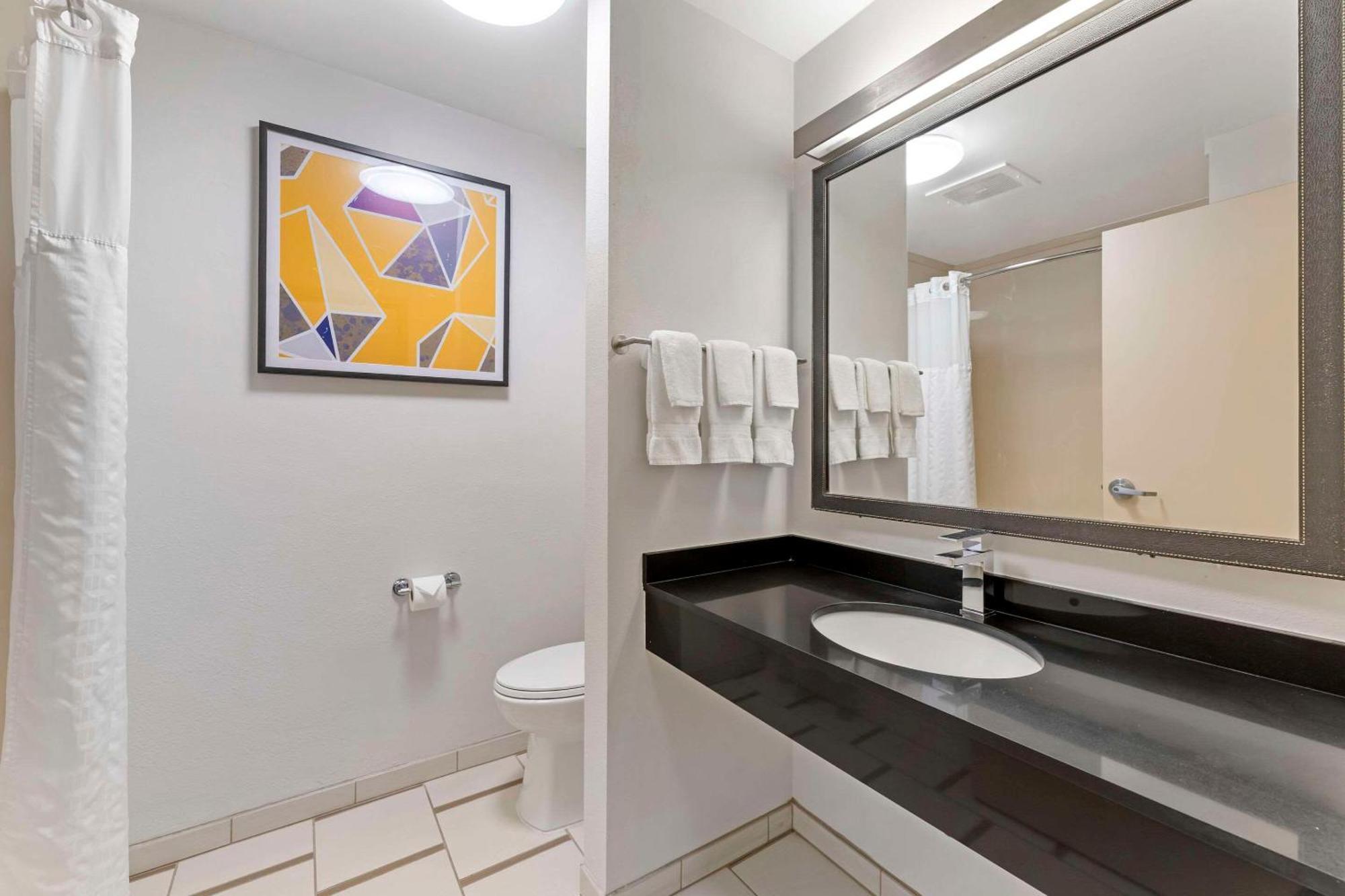 Comfort Inn & Suites Akron South Екстериор снимка