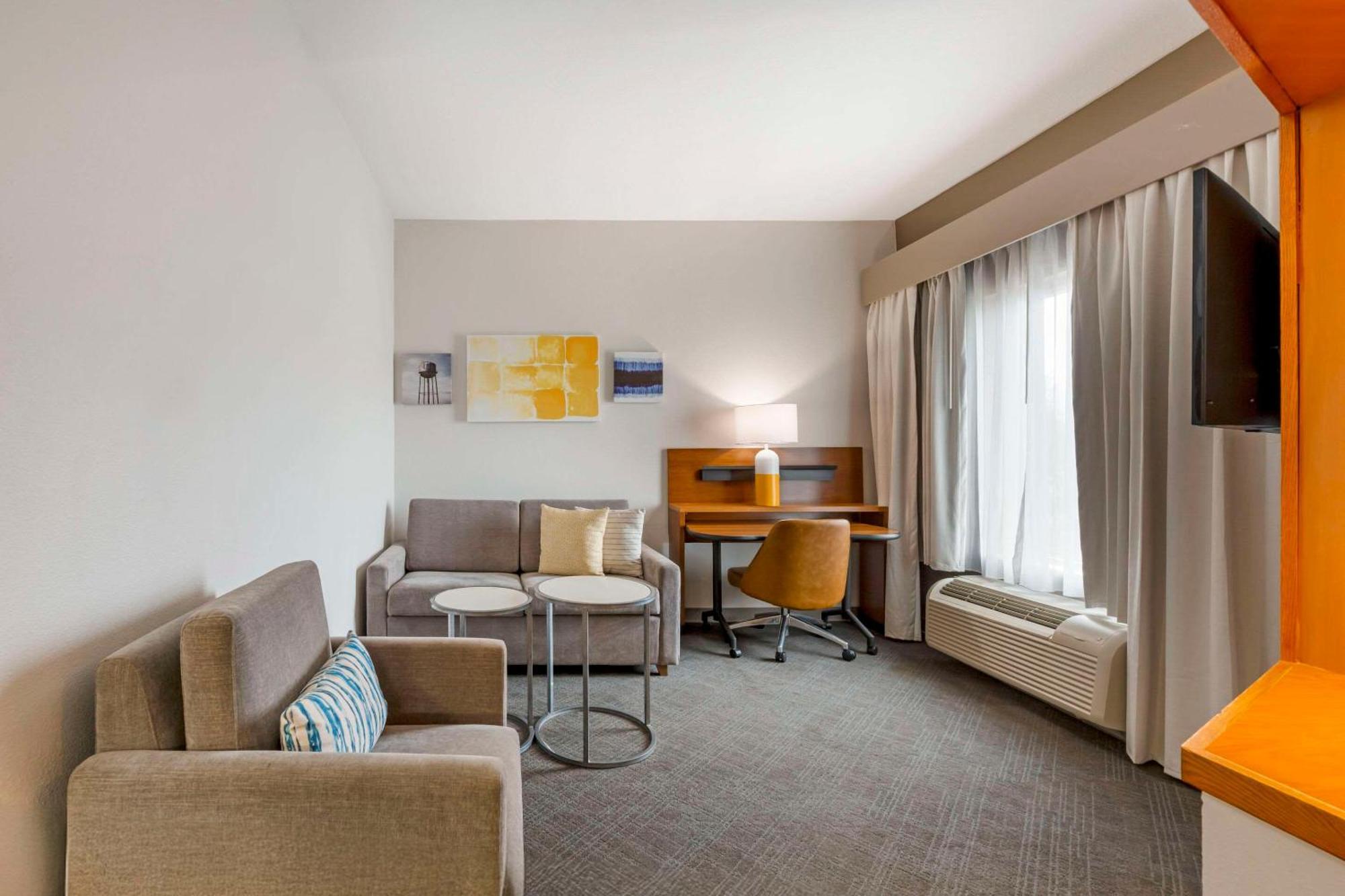 Comfort Inn & Suites Akron South Екстериор снимка