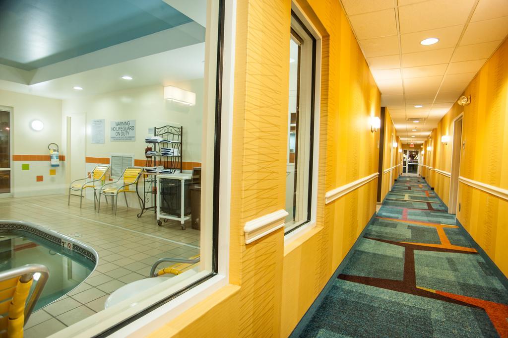 Comfort Inn & Suites Akron South Екстериор снимка